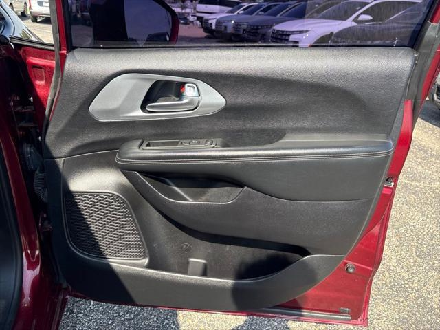 2021 Chrysler Pacifica - $16,699