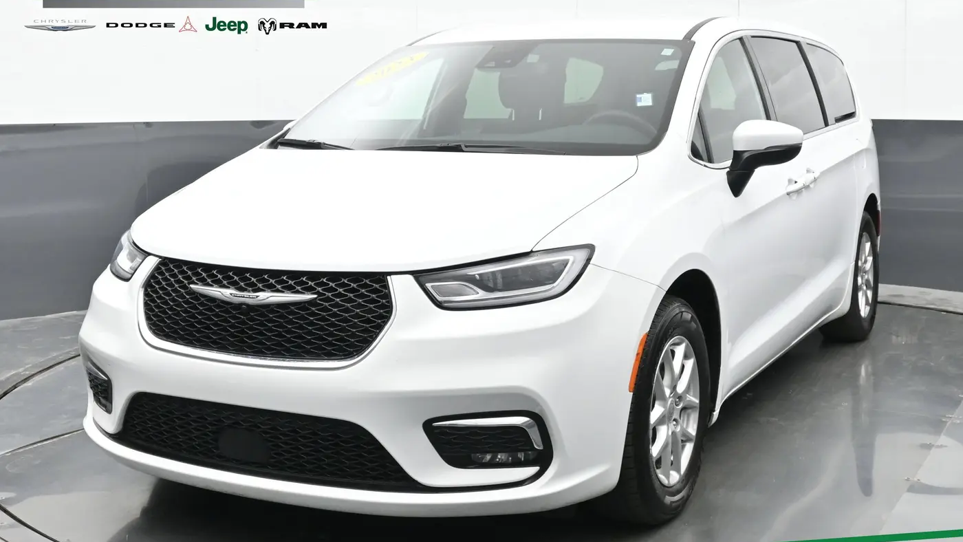 Preowned 2023 Chrysler Pacifica Touring for Sale