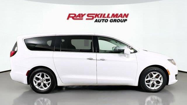 2018 Chrysler Pacifica Touring Plus