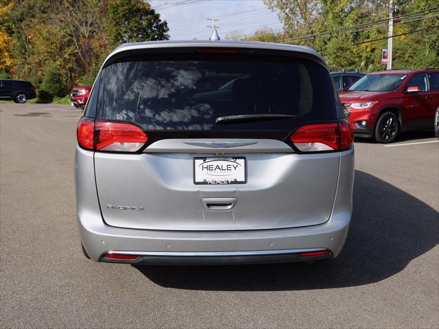 2018 Chrysler Pacifica - $11,700