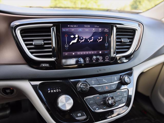 2018 Chrysler Pacifica - $11,700
