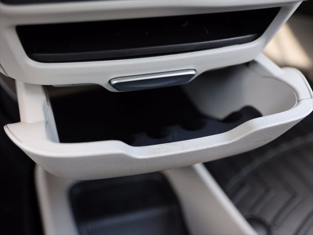 2018 Chrysler Pacifica - $11,700