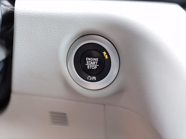 2018 Chrysler Pacifica - $11,700