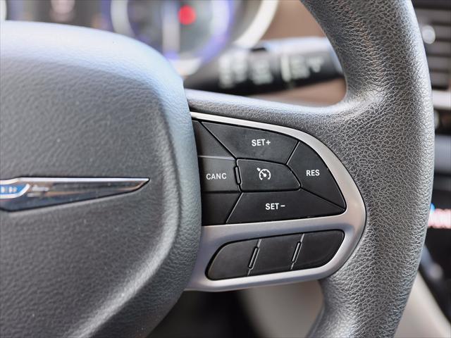 2018 Chrysler Pacifica - $11,700