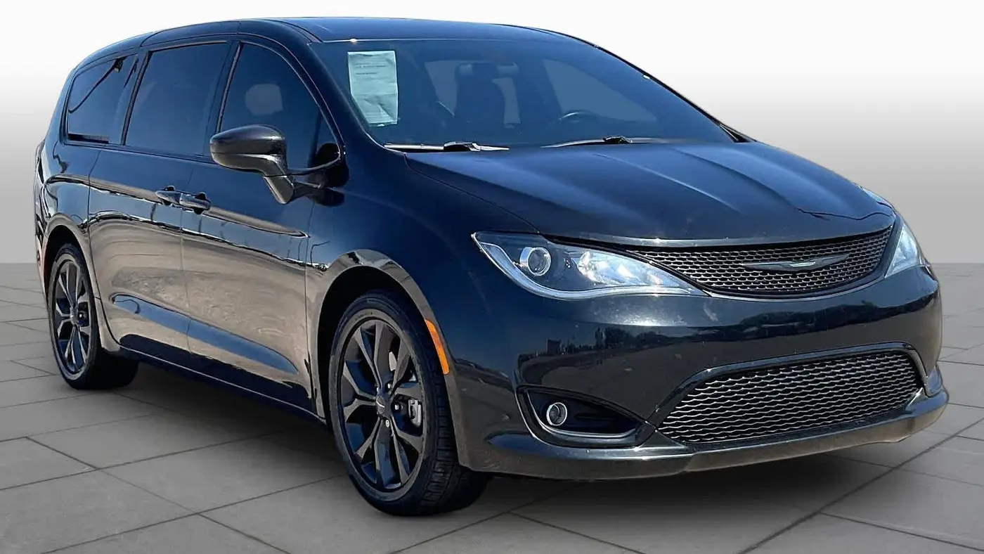 2018 Chrysler Pacifica Touring Plus