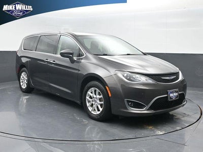 2020 Chrysler Pacifica Touring 4DR Mini-Van