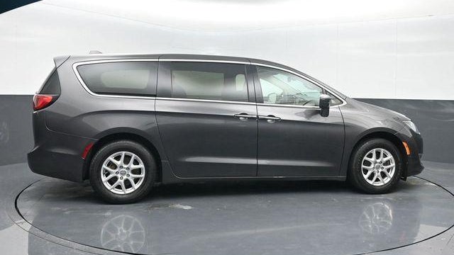 2020 Chrysler Pacifica Touring