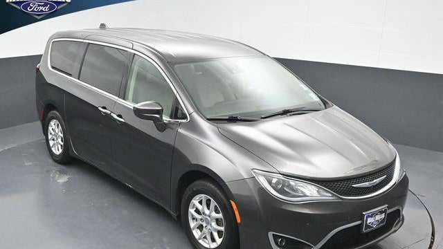 2020 Chrysler Pacifica Touring
