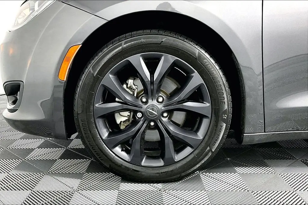 2020 Chrysler Pacifica - $19,241