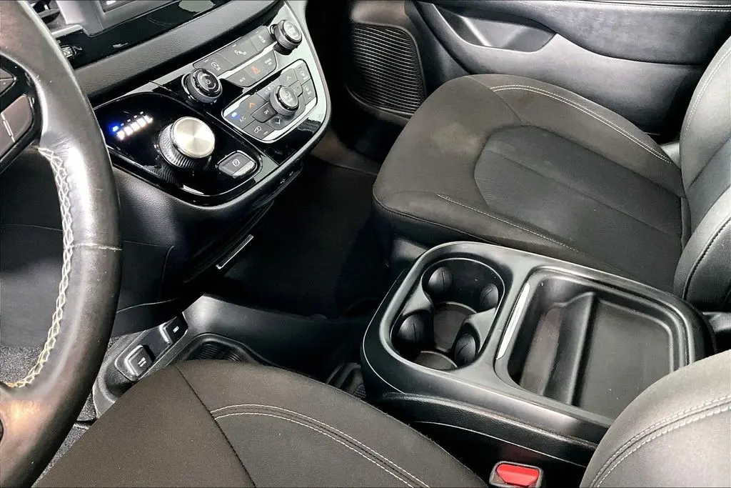 2020 Chrysler Pacifica - $19,241