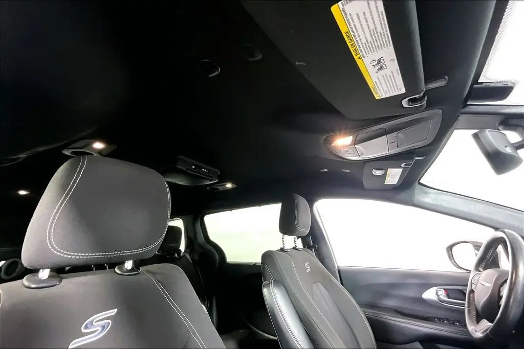 2020 Chrysler Pacifica - $19,241
