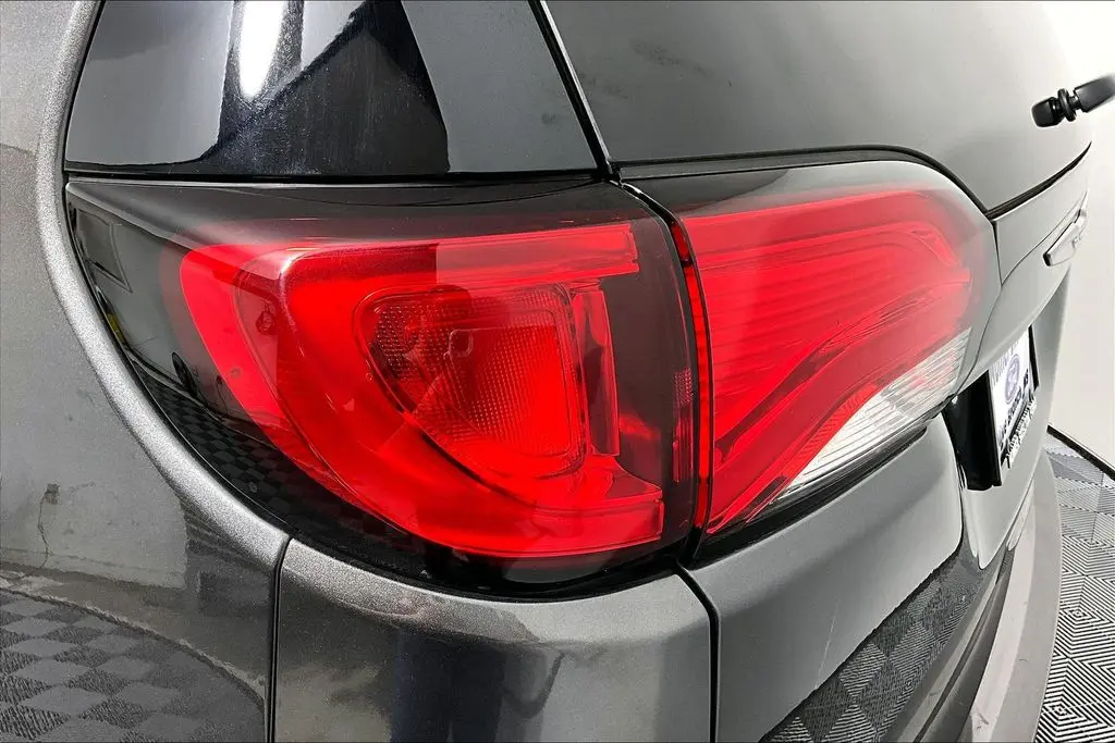 2020 Chrysler Pacifica - $19,241