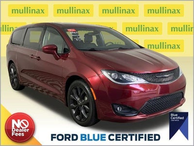 Photo of a 2020 Chrysler Pacifica Touring 4DR Mini-Van for sale