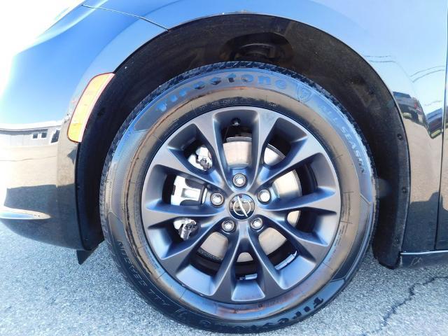 2021 Chrysler Pacifica - $18,590