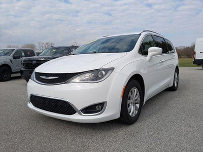 2019 Chrysler Pacifica Touring Plus 4DR Mini-Van