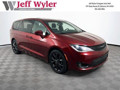 Photo of a 2020 Chrysler Pacifica Touring 4DR Mini-Van for sale
