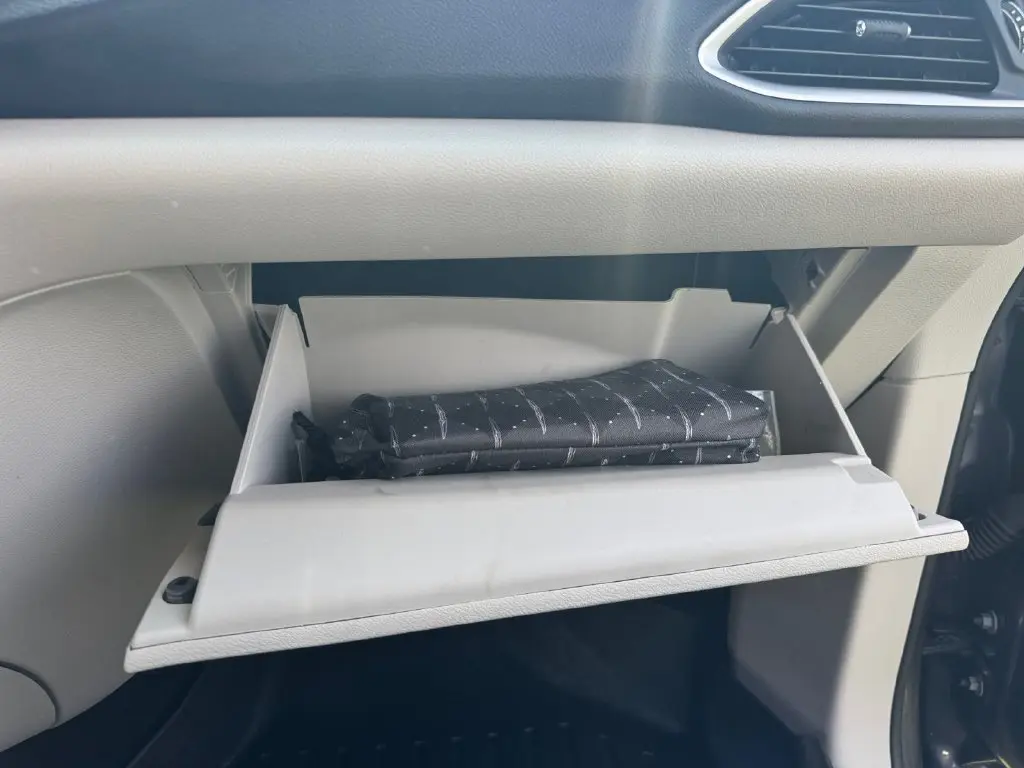 2020 Chrysler Pacifica - $12,867