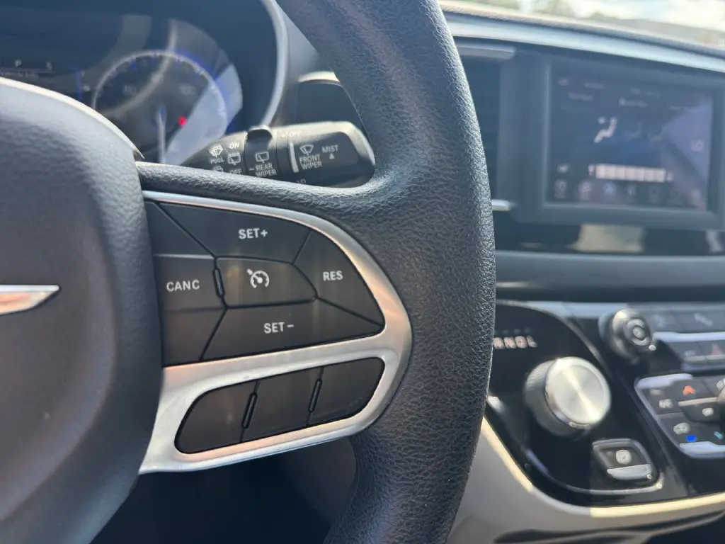 2020 Chrysler Pacifica - $12,867