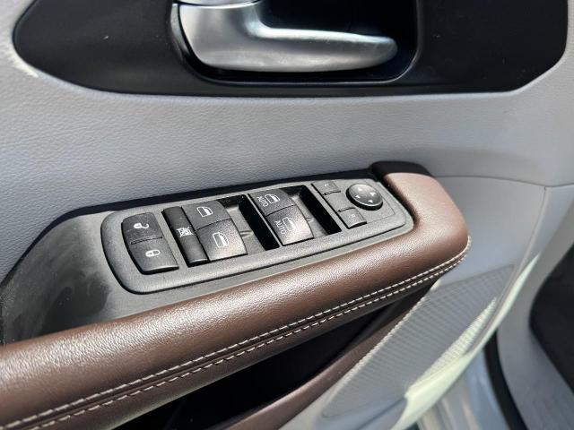 2020 Chrysler Pacifica - $17,185