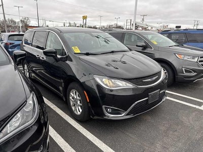 2020 Chrysler Pacifica Touring 4DR Mini-Van