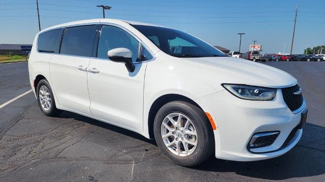 2023 Chrysler Pacifica Touring