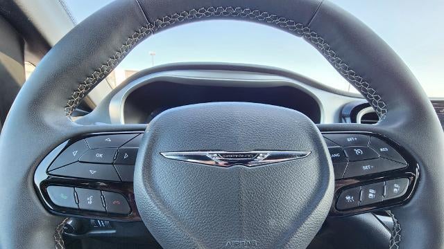2023 Chrysler Pacifica Touring