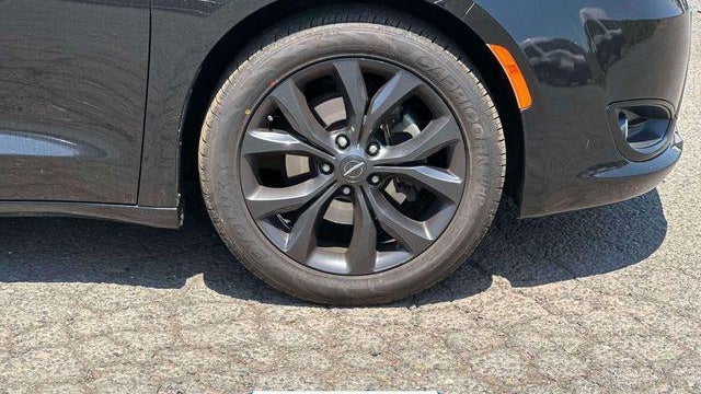 2019 Chrysler Pacifica Touring Plus