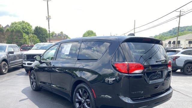 2020 Chrysler Pacifica Touring