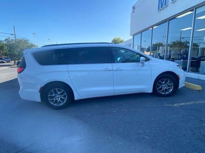 2021 Chrysler Pacifica Touring 4DR Mini-Van