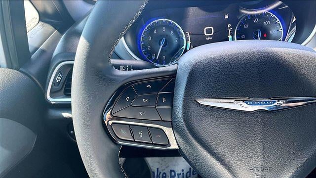2023 Chrysler Pacifica Touring