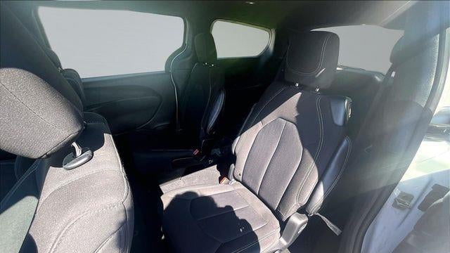 2023 Chrysler Pacifica Touring