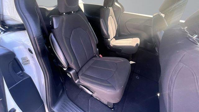 2023 Chrysler Pacifica Touring