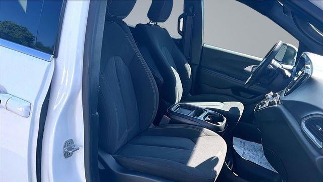 2023 Chrysler Pacifica Touring