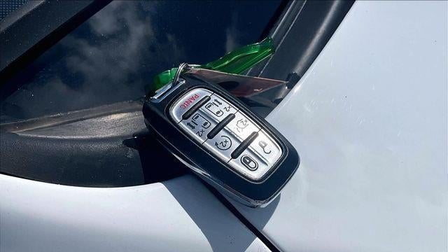 2023 Chrysler Pacifica Touring