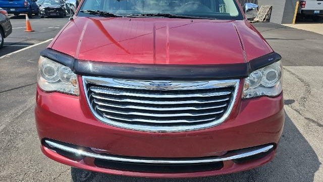 2012 Chrysler Town and Country Limited