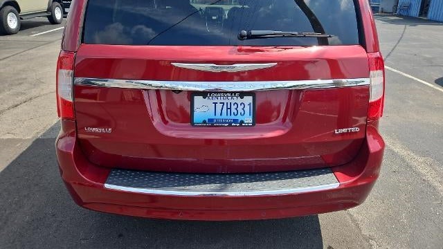 2012 Chrysler Town and Country Limited