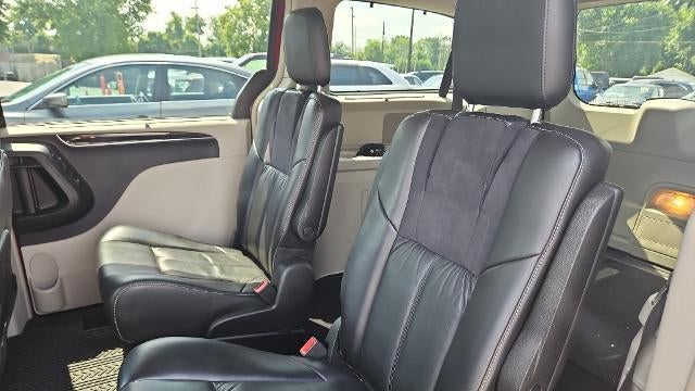 2012 Chrysler Town and Country Limited