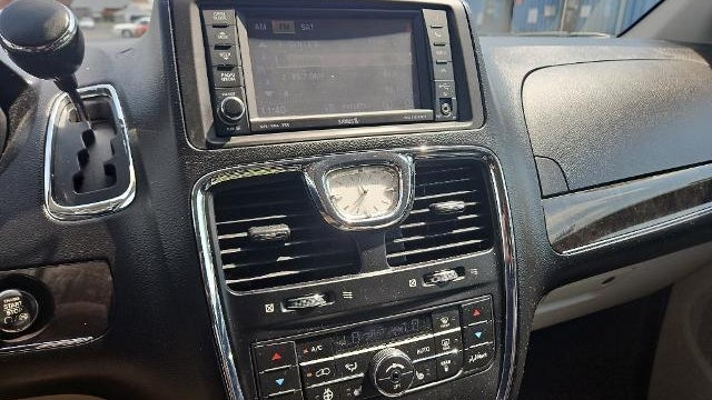 2012 Chrysler Town and Country Limited
