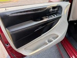 2012 Town and Country Thumbnail 10