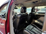 2012 Town and Country Thumbnail 16