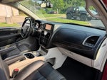 2012 Town and Country Thumbnail 24