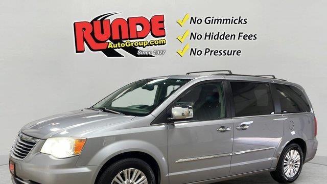 Preowned 2015 Chrysler Town and Country Limited Platinum for Sale