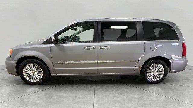 2015 Chrysler Town and Country Limited Platinum