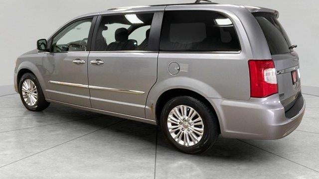 2015 Chrysler Town and Country Limited Platinum