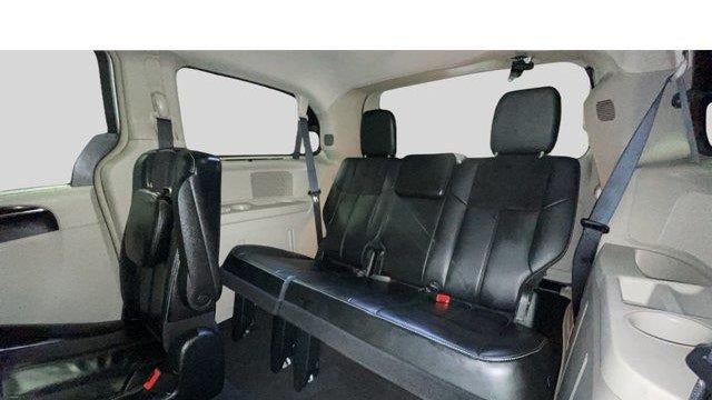 2015 Chrysler Town and Country Limited Platinum