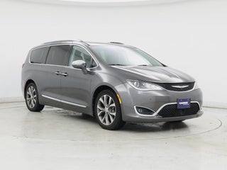 2017 Chrysler Pacifica with Granite Crystal Metallic Clearcoat Exterior