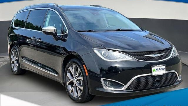Preowned 2018 Chrysler Pacifica Limited for Sale