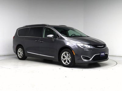 Photo of a 2019 Chrysler Pacifica Limited 4DR Mini-Van for sale