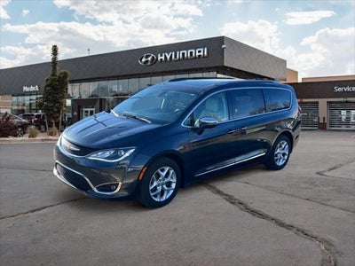 Photo of a 2020 Chrysler Pacifica Limited 4DR Mini-Van for sale