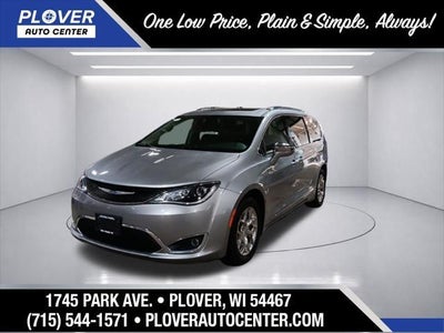 Photo of a 2020 Chrysler Pacifica Limited 4DR Mini-Van for sale
